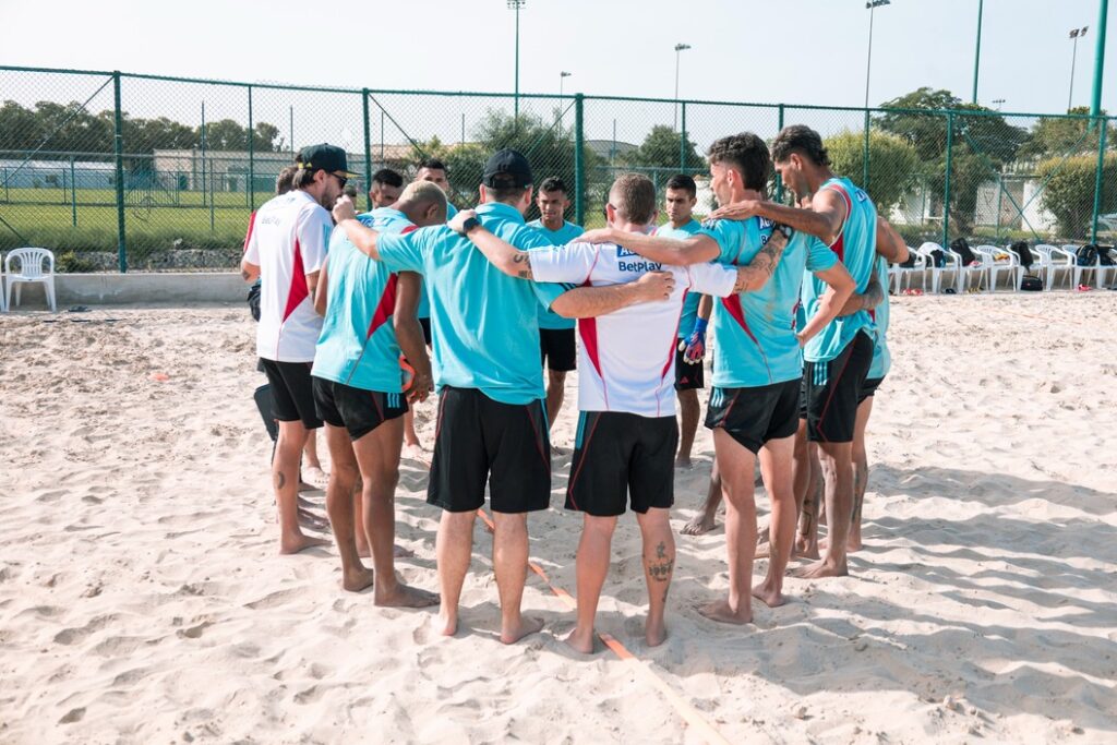 Entrenamiento Fútbol Playa en Dubai